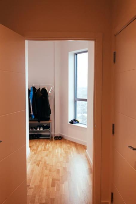 3 Bedroom Penthouse With Terrace And Skyline In Battersea 伦敦 外观 照片