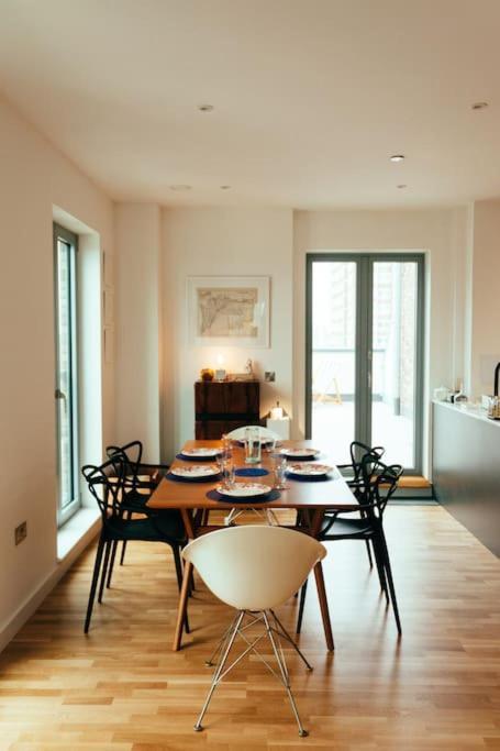 3 Bedroom Penthouse With Terrace And Skyline In Battersea 伦敦 外观 照片